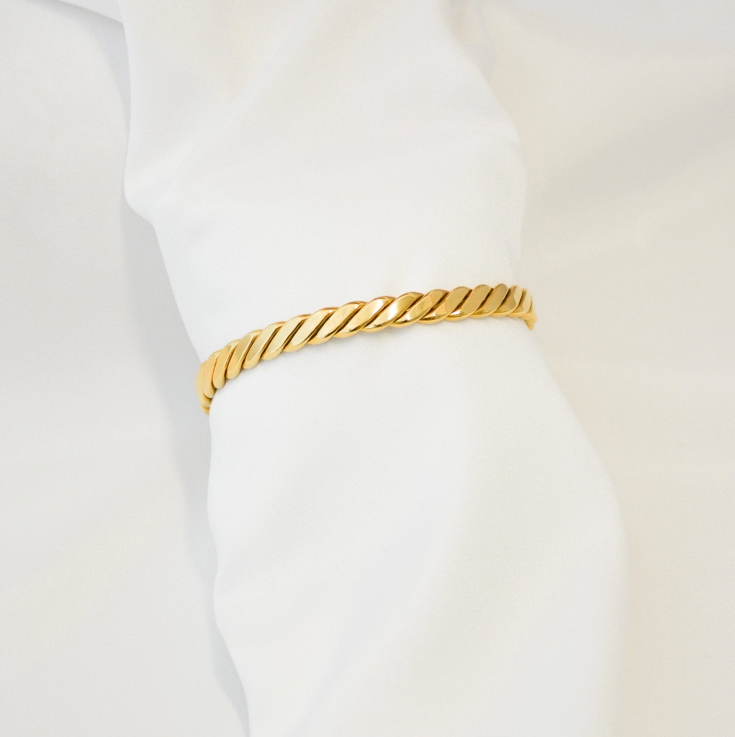 Armreif Twirl Edelstahl 18K Vergoldet